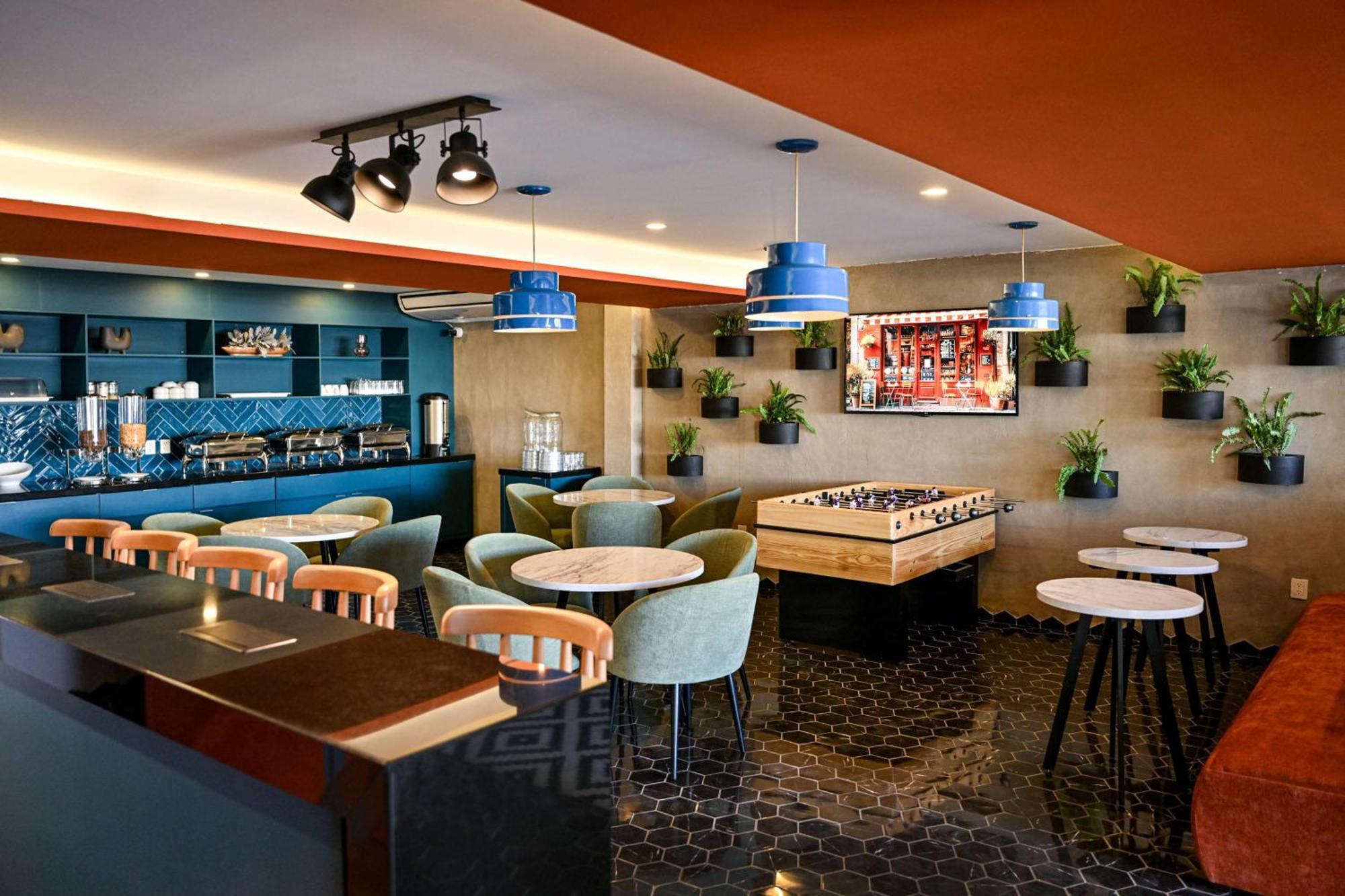 Vista Express Guadalajara Expo Surestay Collection By BW 사포판 외부 사진